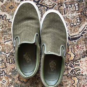 Slip on suede vans